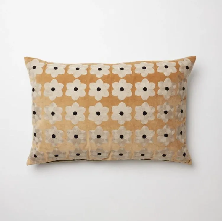 Beige Daisy Cushion - Cotton Velvet & Linen - Olsson & Jensen