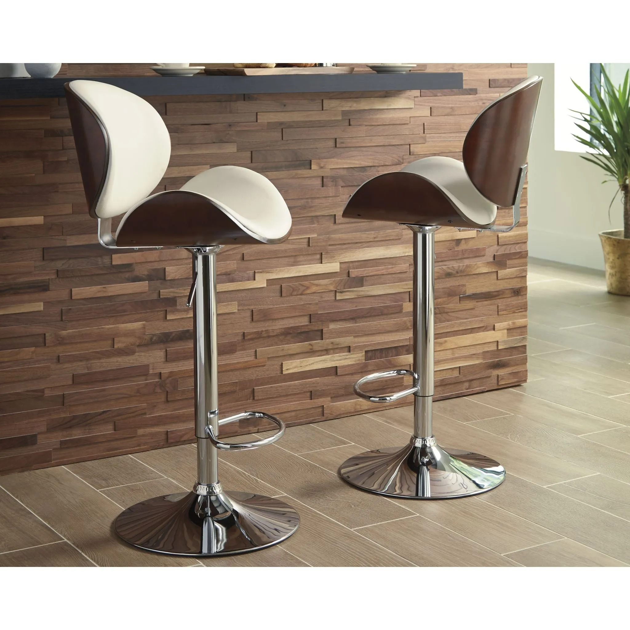 Bellatier Adjustable Height Stool