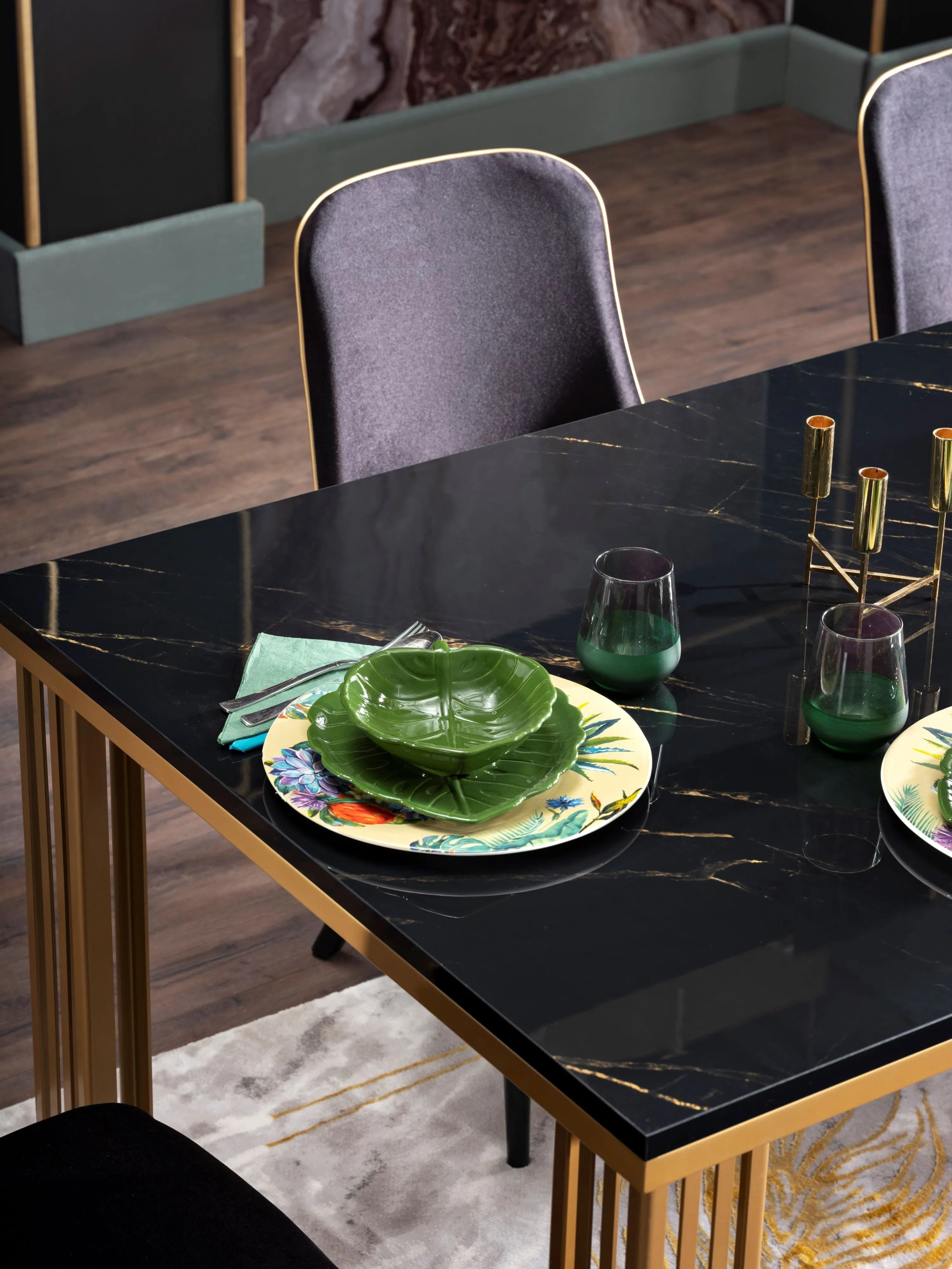 Carlino Dining Table