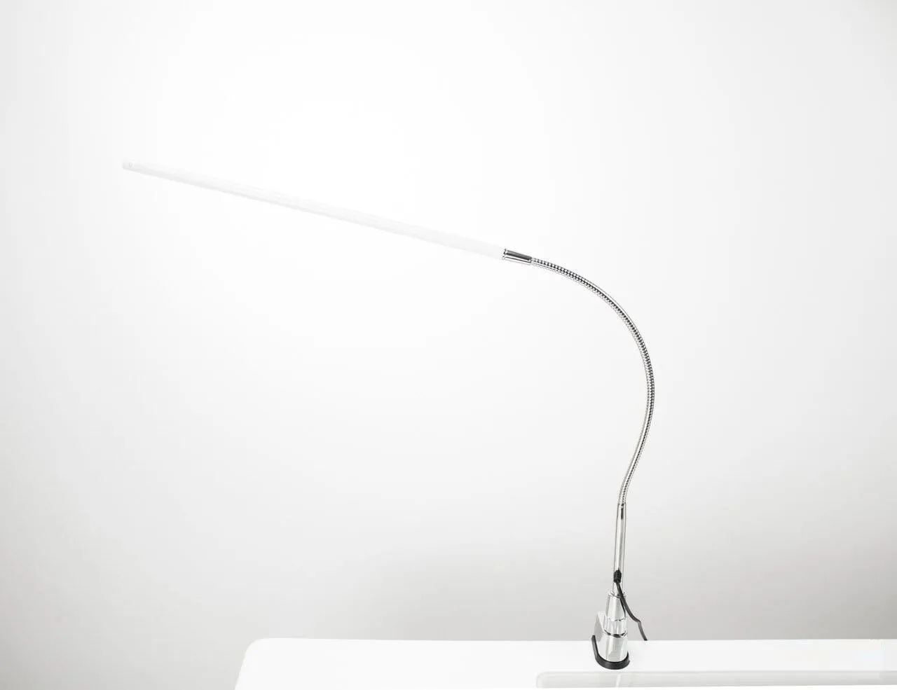 KEEN Slimflex LED Table Lamp