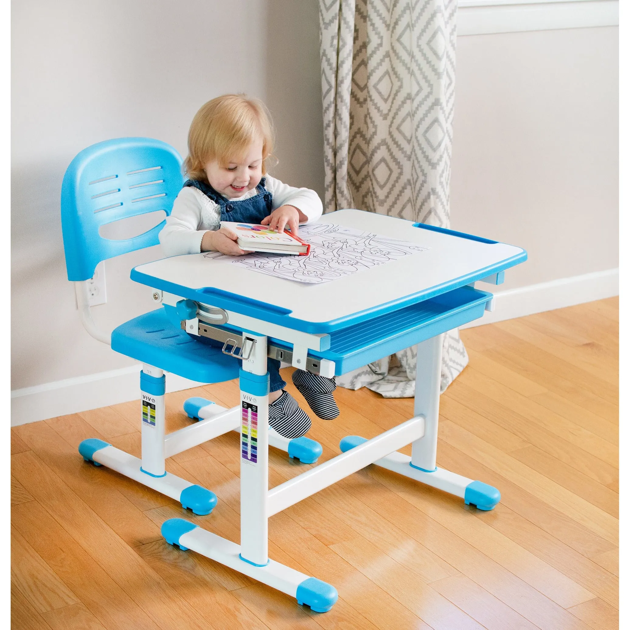 Kids' Height Adjustable Desk and Chair