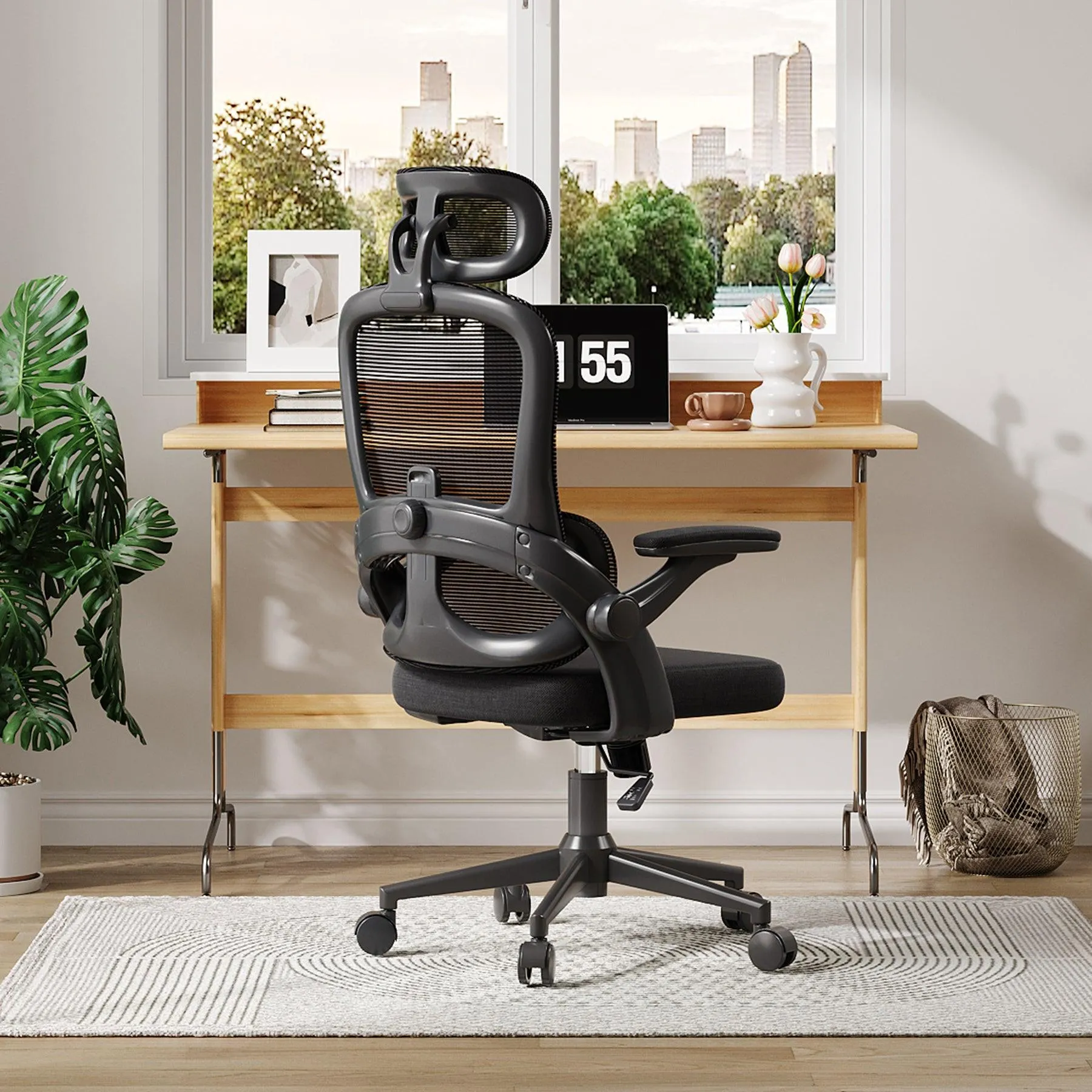 M102C Ergonomic Office Chair with Customizable Lumbar Support